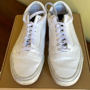 Vans off the wall white sneakers